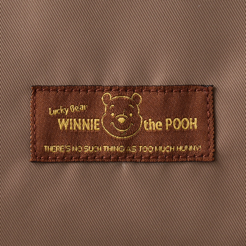 口がガバッと開いて身体にフィットするリュックサック プーさん デザインアップ