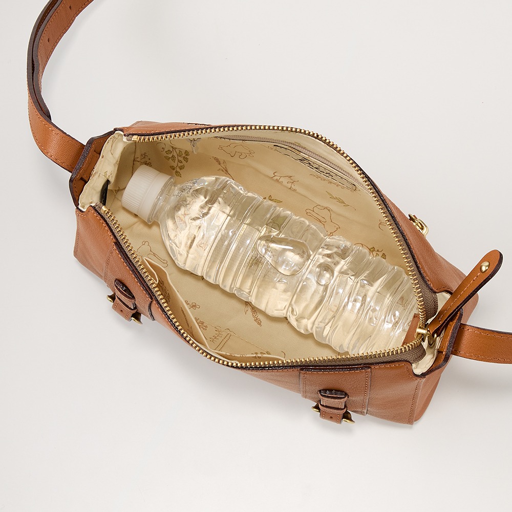 本革ショルダーバッグ　収納イメージ