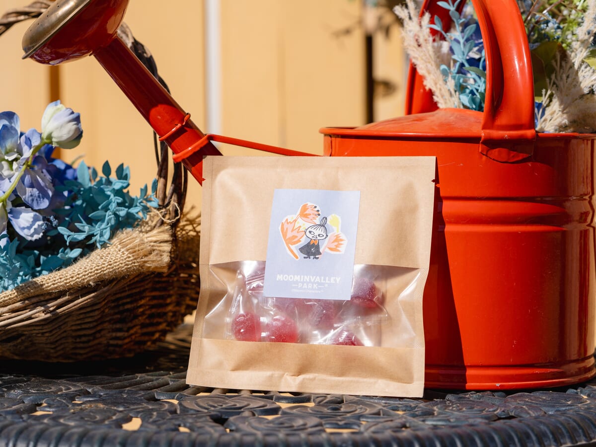 ムーミンバレーパーク限定のリトルミイフェアグッズを販売