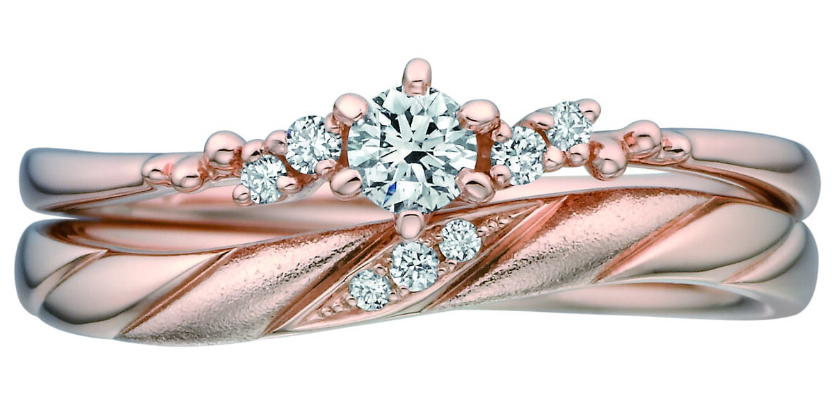 重ね着けすることでシーンが完成