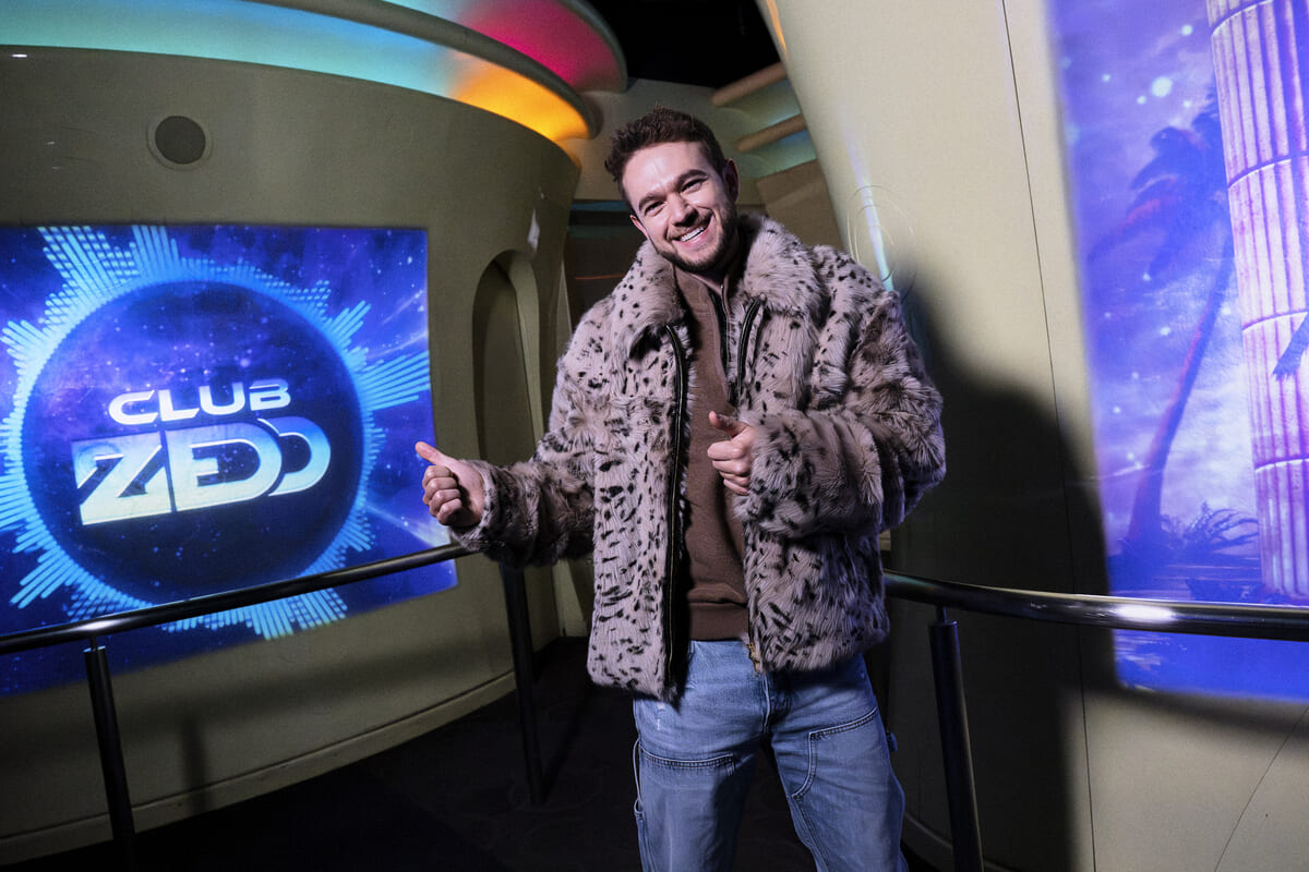 Zedd本人がサプライズ来場!「感情を解放して自由に歌って!」3