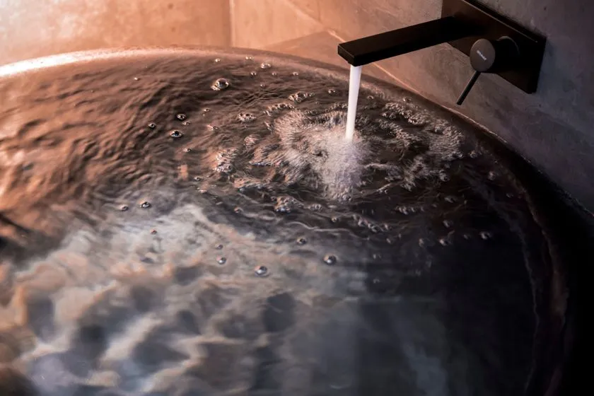 鈴 京都御所南 喜承庵 露天風呂