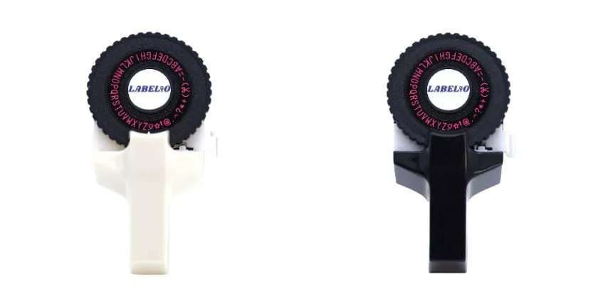 LABELIO(ラベリオ)ホワイトとブラック