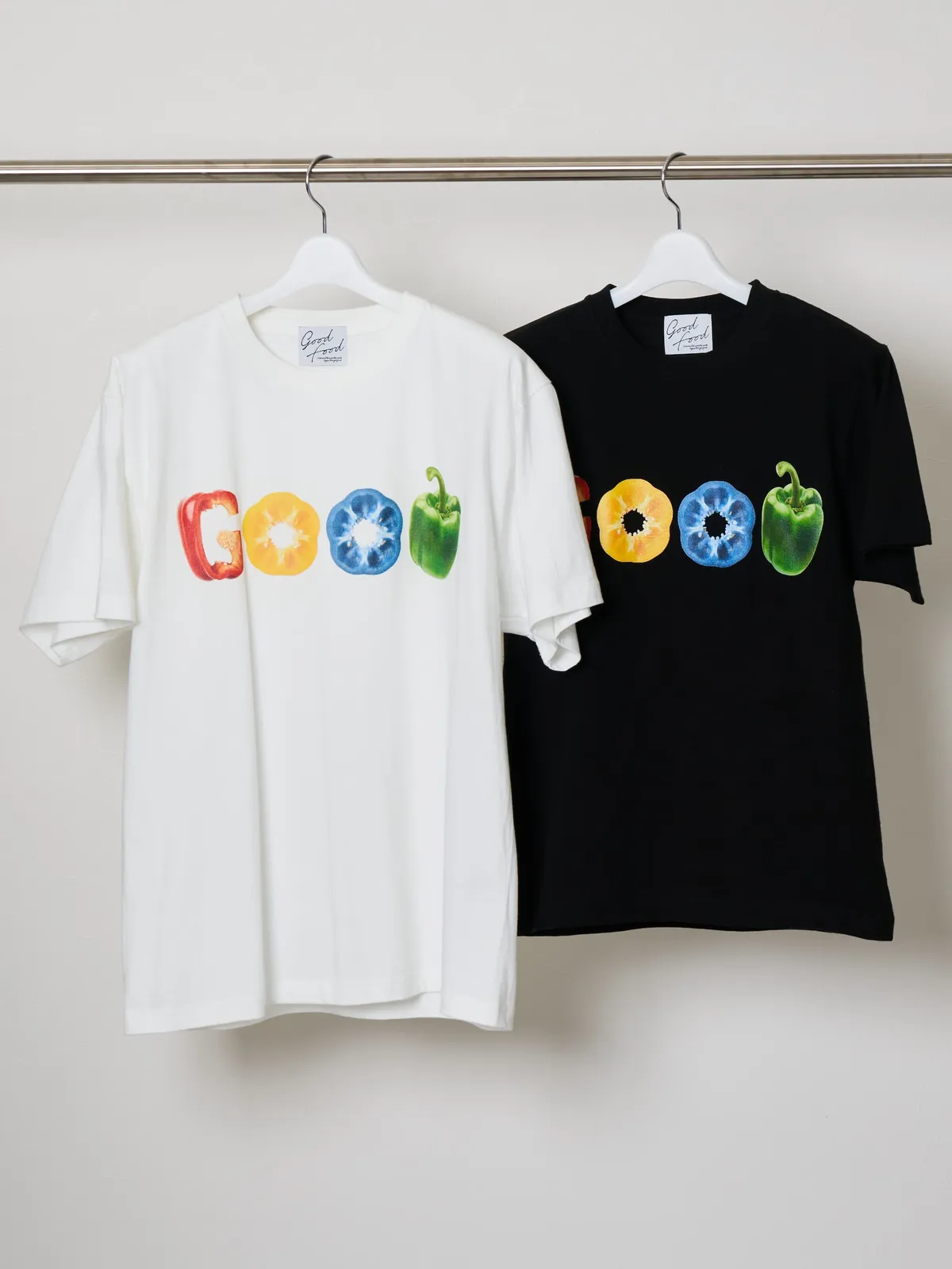パプリカ断面GOODプリントTシャツ 白黒2色展開 正面商品