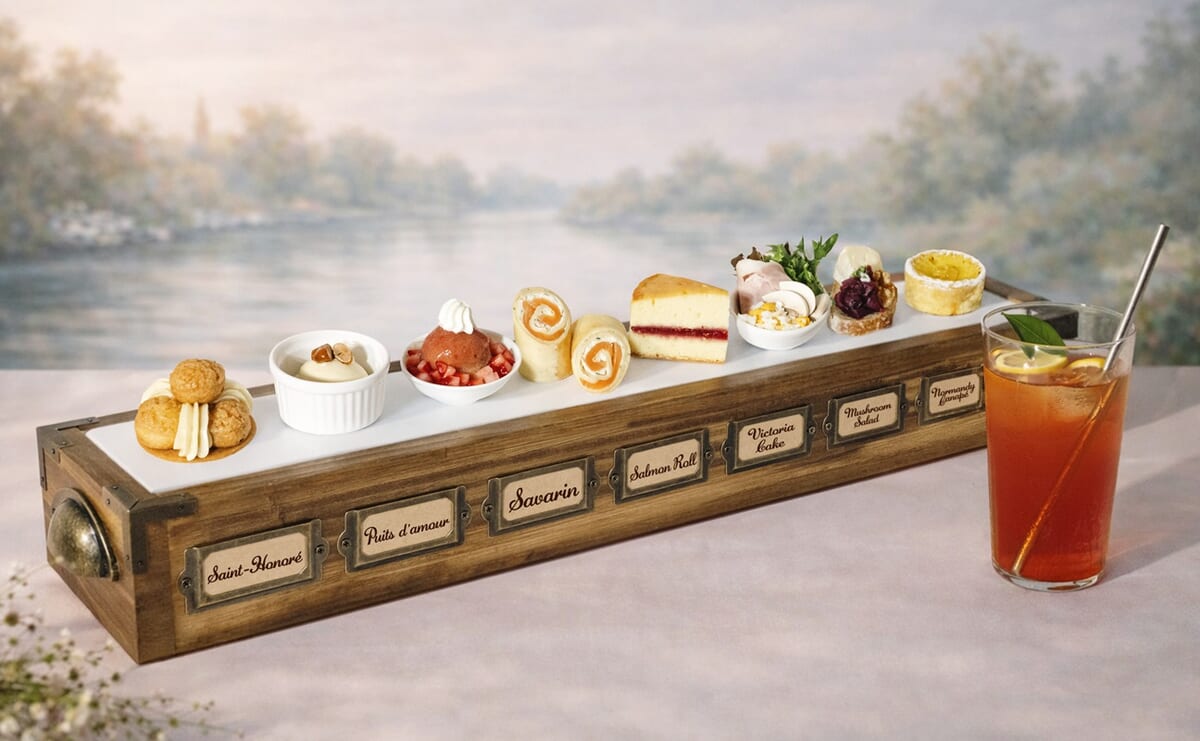 前菜（8種のスイーツ＆セイボリー）