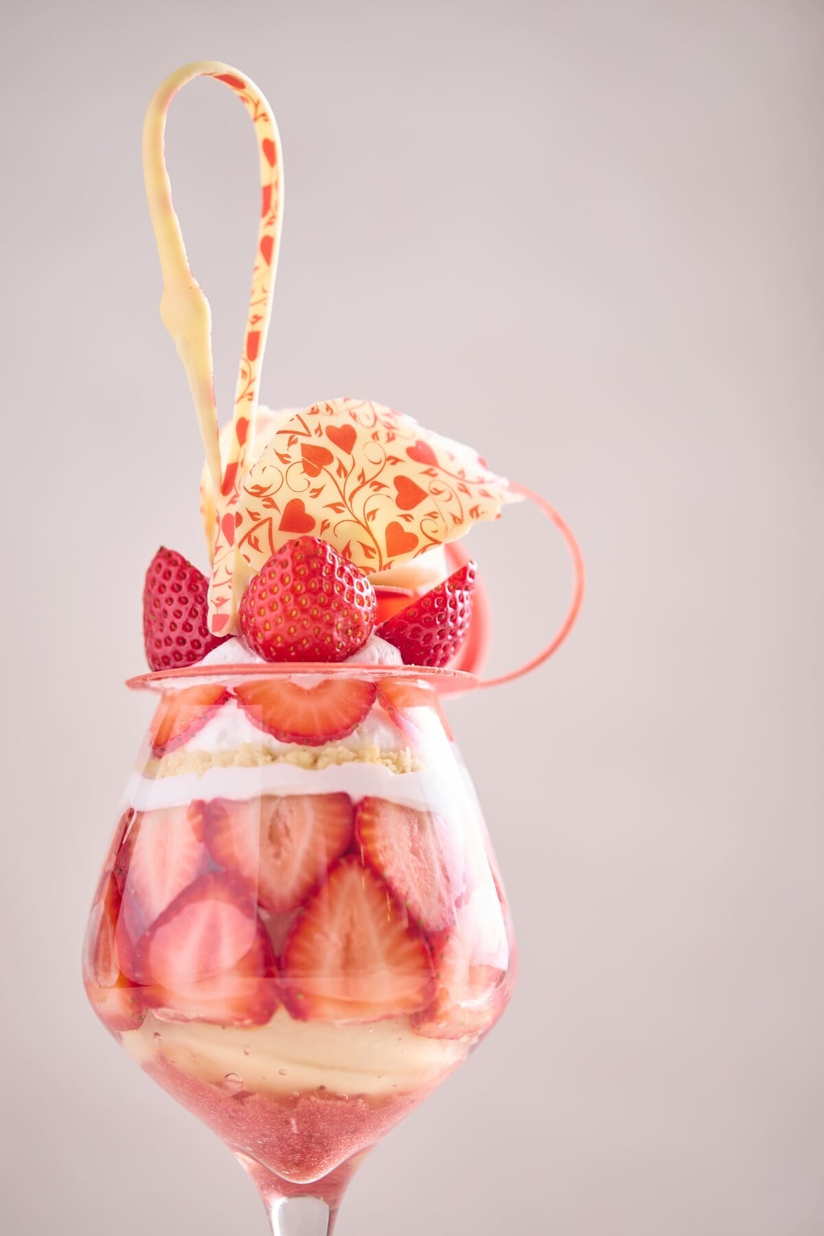 浦安ブライトンホテル東京ベイ「シルフ」スワンパフェ ～あまおう苺～02