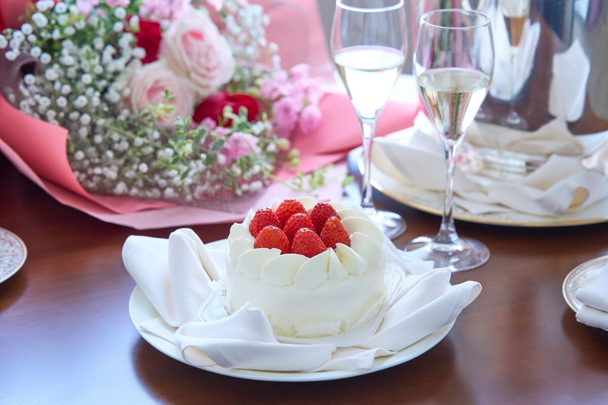 セレブレーションステイ バルーンデコレーション＆ケーキ3