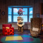 『カールじいさんの空飛ぶ家』　ソファー