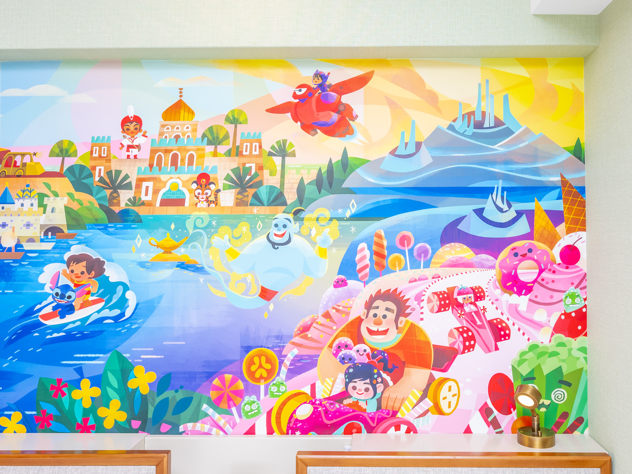 「東京ディズニーセレブレーションホテル：ディスカバー」客室アートリニューアル5