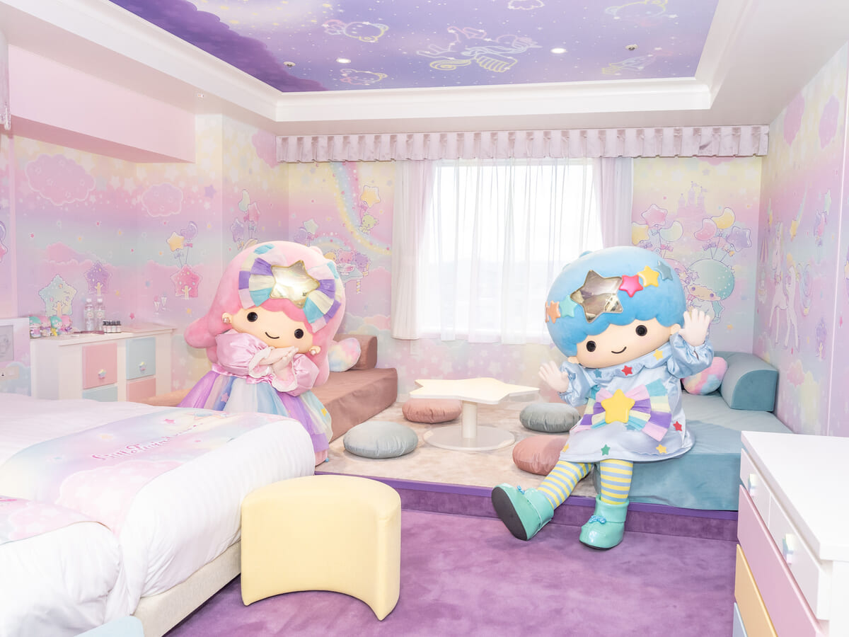 靴を脱いでくつろげる「小上がりスペース」2