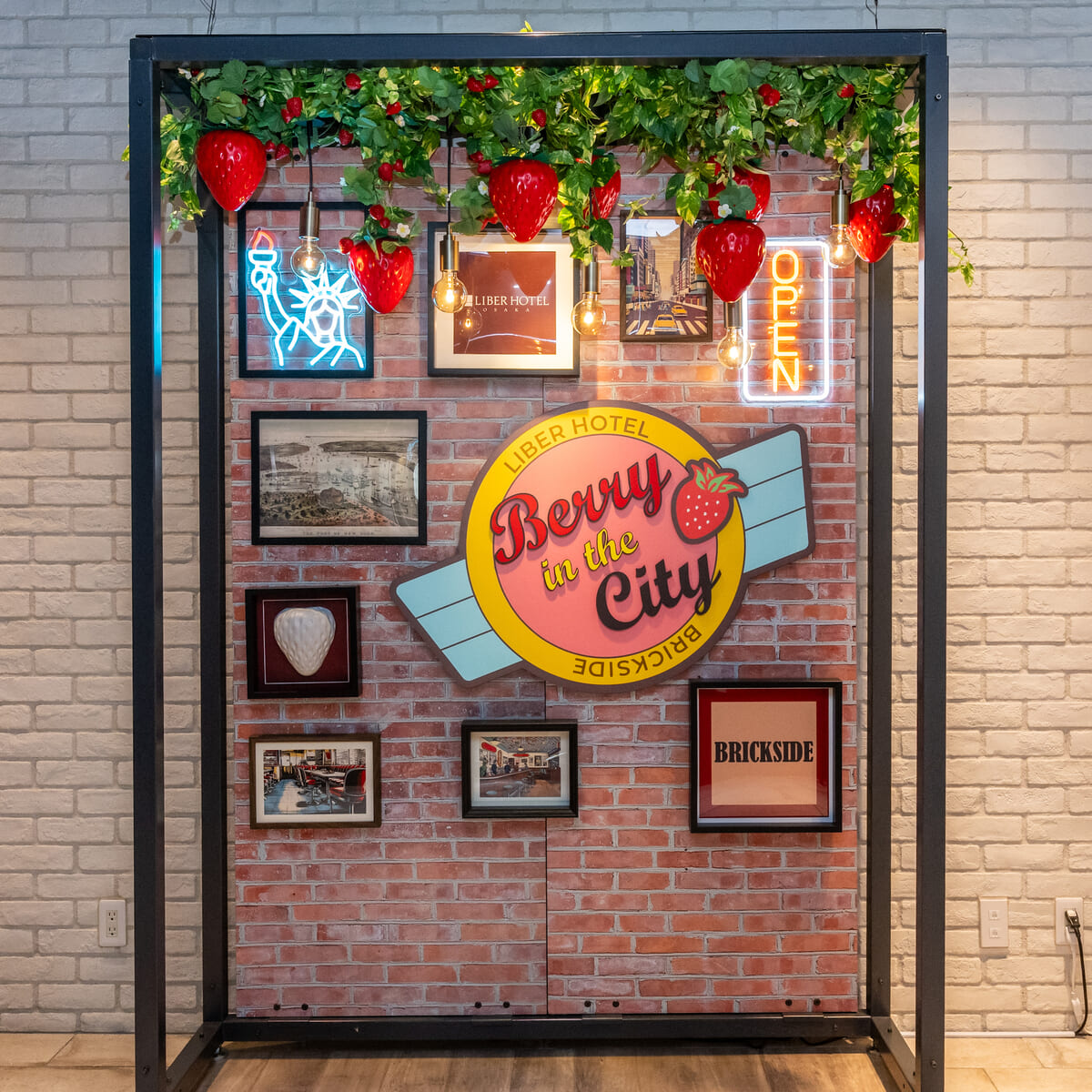リーベルホテル大阪『Berry in the City～ニューヨークの街角気分を愉しむストロベリースイーツ＆ディナービュッフェ～』2