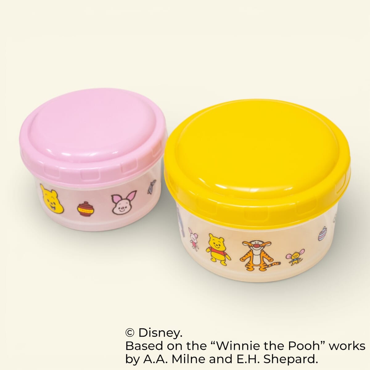 ラウンド型フードコンテナーS/M (くまのプーさん/タロアウト)