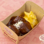 東京ディズニーシー・フード＆ワイン・フェスティバル／ハドソンリバー・ハーベスト「ハヤシソースのミートボールとマカロニチーズ（ハウス 完熟トマトのハヤシライスソース使用）」