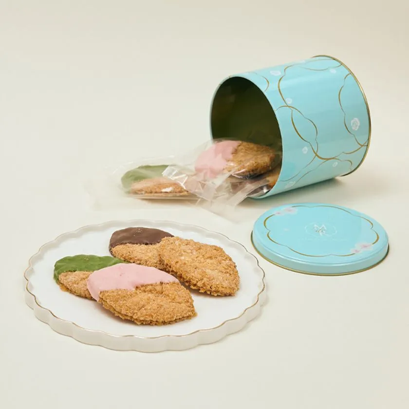 サクラ・シリーズのギフトボックス・パッケージデザイン