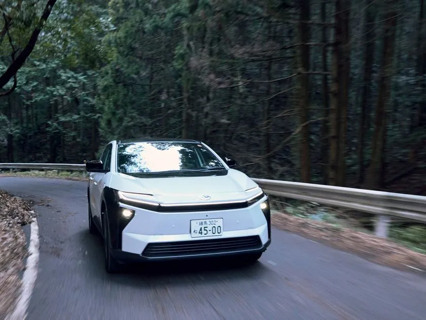 電気の力で進化したSUV「bZ4X」が日常のあらゆるシーンに