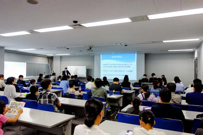 会場の個別相談ブースの様子