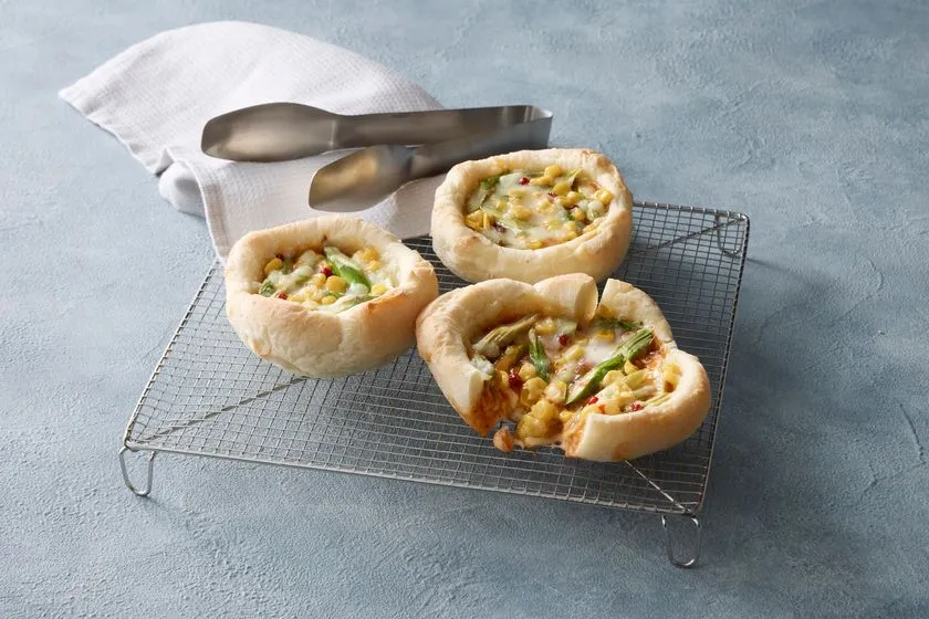 イルマットーネアルル ディープディッシュボロネーゼ 北海道フレッシュアスパラととろーりチーズ