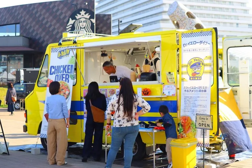 国内外のグルメが集まるワールドグルメサミットの会場風景