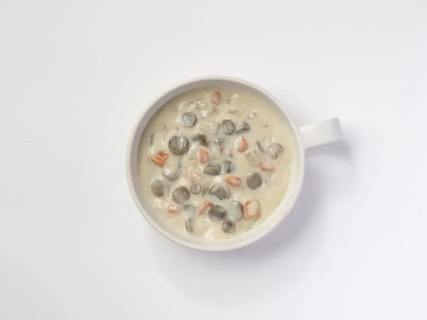 濃厚クリーミーチャウダーのパッケージと中身