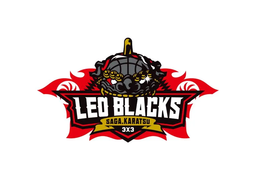 3人制バスケットボールチーム「LEO BLACKS SAGA.KARATSU 3X3」の公式チームロゴ。兜をモチーフにした黒・赤・金のエンブレムデザインで、チーム名とSAGA.KARATSUの地名が明記されている