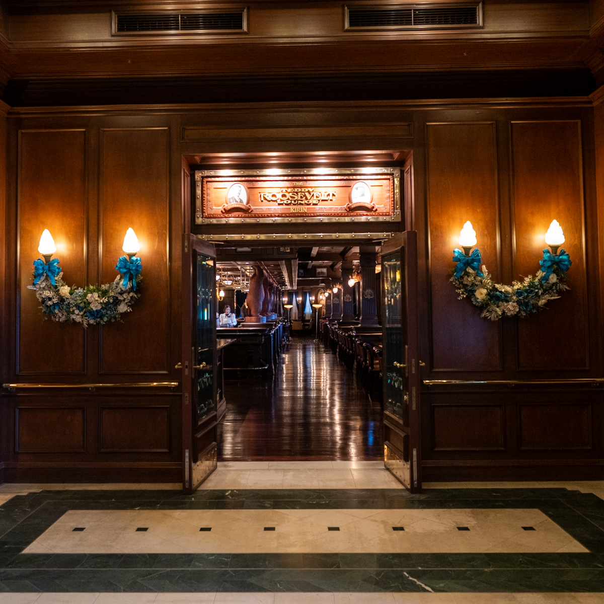 テディ・ルーズヴェルト・ラウンジ　ドリンク（フリー・リフィル）