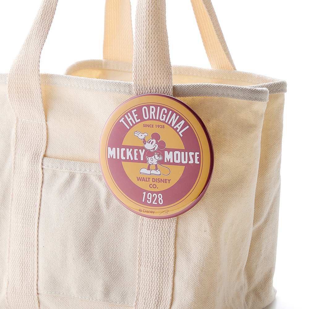 スタンド缶バッジ　装着時