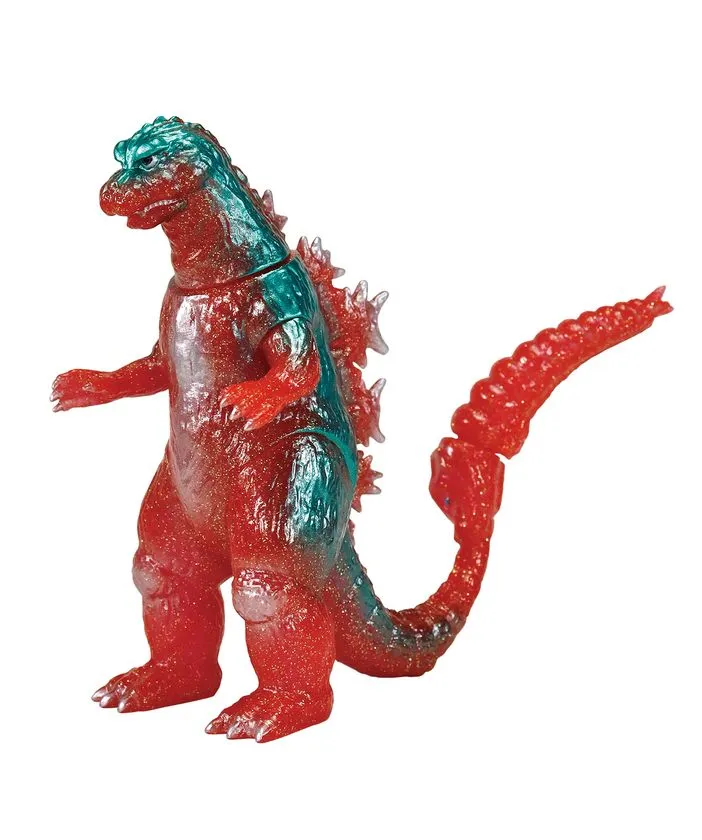 赤とティールの2色グリッタークリア成形による昭和ゴジラ造型のレトロソフビフィギュア、白背景で全身立ち姿を撮影した単品商品写真