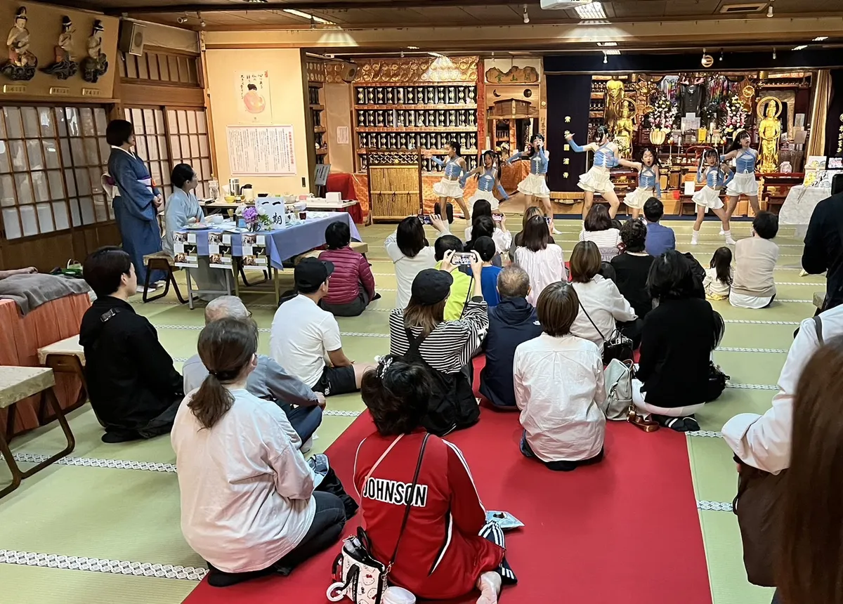 円満寺マルシェの出店の様子