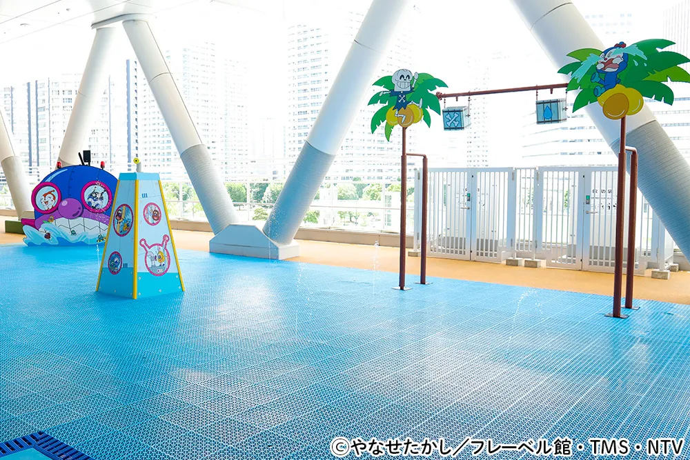 床からミストや水のアーチが出る小さい子ゾーン