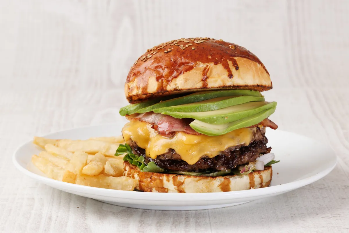 THE GREAT BURGER監修の本格グルメバーガー