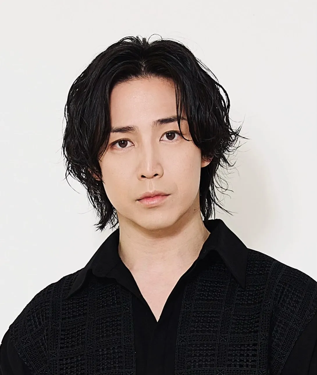 ナポリタンとラーメンと白いクロワッサンが並ぶ神奈川企画の商品紹介ビジュアル