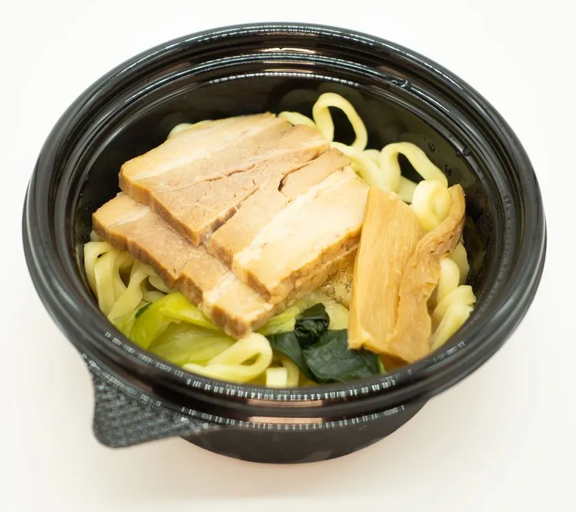 焼豚2枚、冷温で愛犬と食卓！ コミフデリ コミフデリ 喜多方ラーメン坂内