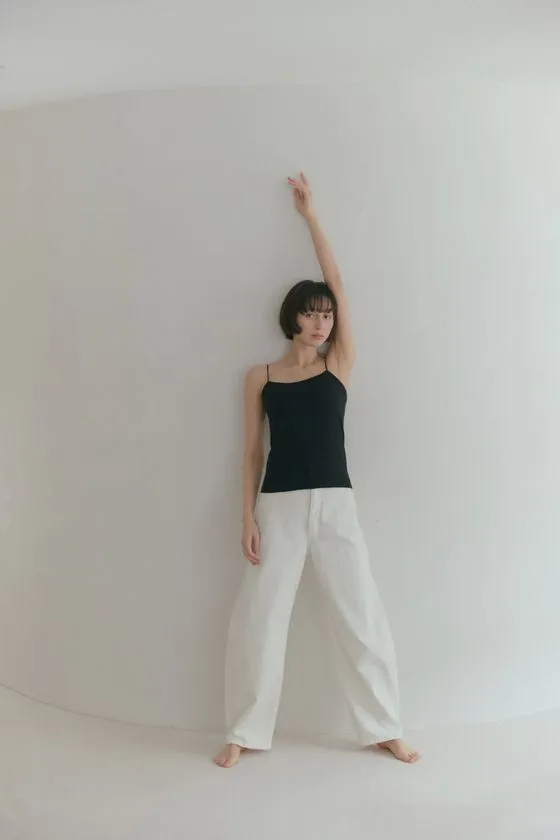 Cup In Bare Camisole3