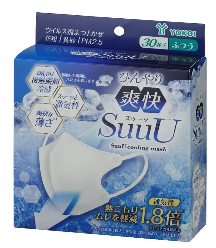 ひんやり爽快SuuU 30枚入ふつうサイズの箱型パッケージ。10枚入と同デザインで容量違いの大容量タイプ、通気性1.8倍表記と3特長アイコンを掲載