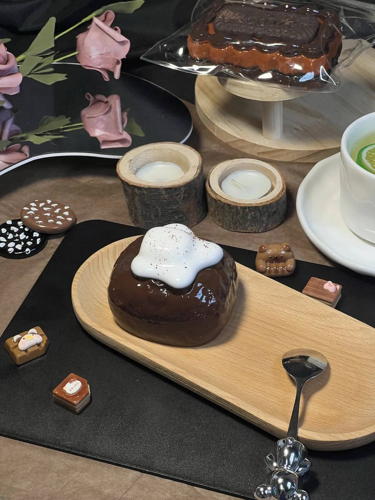 ぷにっこ ふわとろチョコシュー — チョコがかかったシュークリーム型スクイーズ