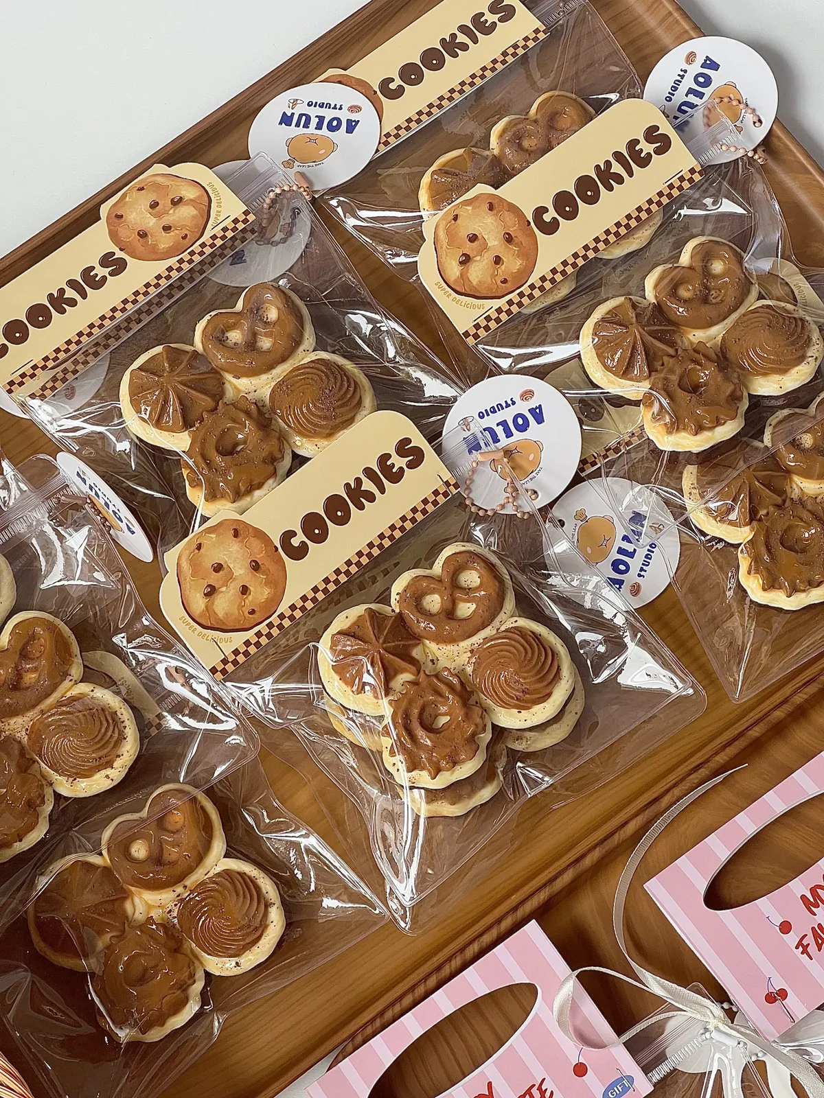 ぷにっこ しあわせクッキー — クッキーをモチーフにした丸みのあるスクイーズ