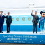 東京ディズニーシー25周年“スパークリング・ジュビリー”特別編成 JR東海 新幹線「Sparkling Dreams Shinkansen」