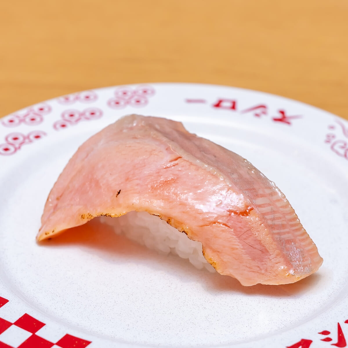 青森産 炙り生サーモン2