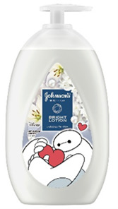 ジョンソン®ボディケア バイブラントラディアンス アロマミルク（限定デザイン：ベイマックス）