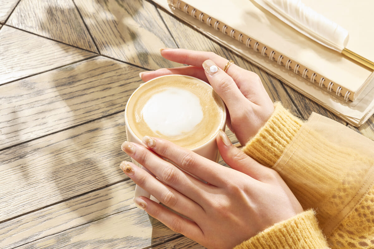 ohora + STARBUCKS ジェルネイルシールタイプ Double Tall Latte02