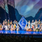 劇団四季 ディズニーミュージカル『アナと雪の女王』日本上演5周年記念カーテンコール7
