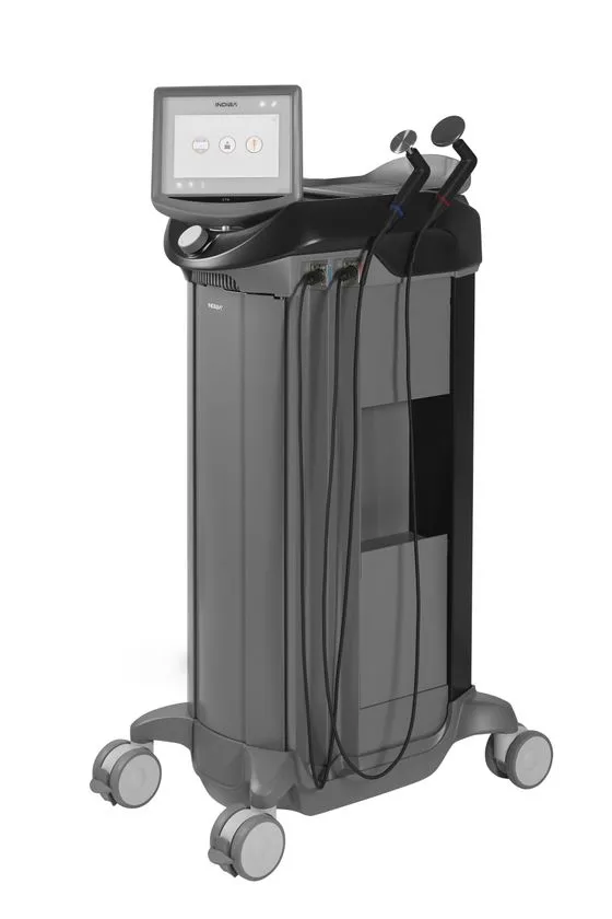 モニター付き施術機器の外観