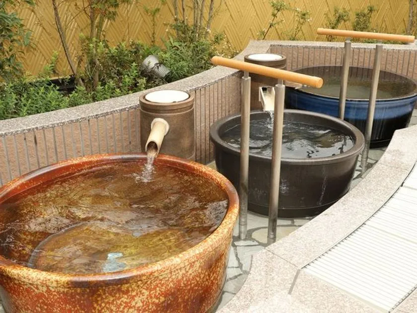 壺湯風の個別浴槽