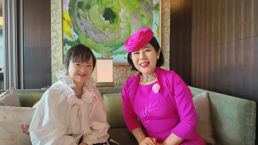 酒井 萌さんとの対談写真(左:酒井 萌さん、右:多田 多延子