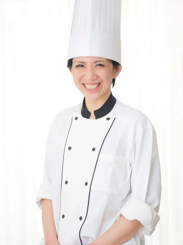 おかしやシュクエピのパティシエ手塚郁実