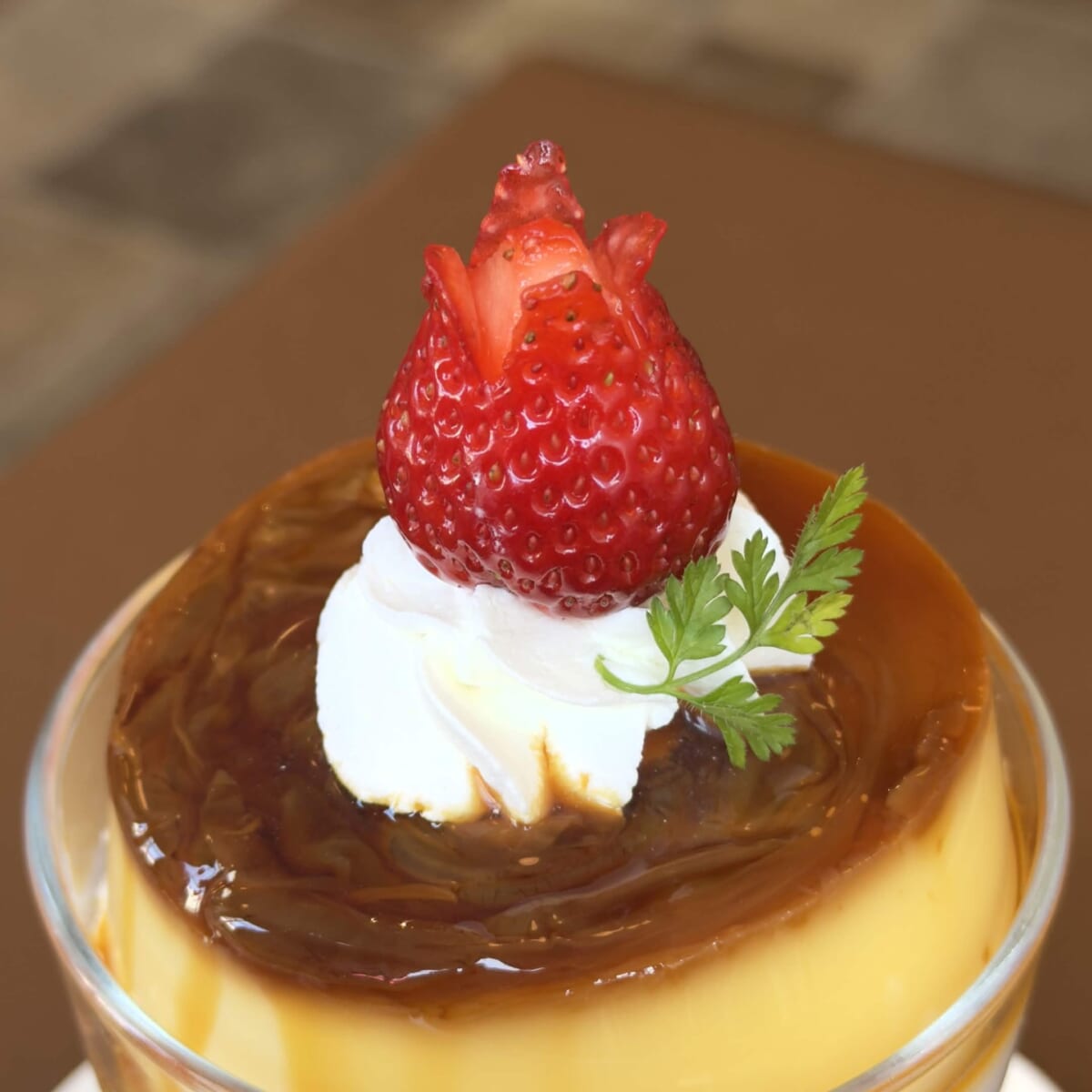 苺のチューリップアラモード