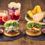 フレッシュネスバーガー「柚子胡椒香る 香味野菜の照り焼き／生七味香る 蓮根と南瓜の黒酢あんバーガー」