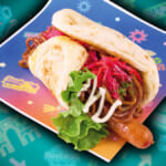 ユニバーサル・スタジオ・ジャパン／ホットドッグカート｢カレーナン!? 焼きそばドッグ」