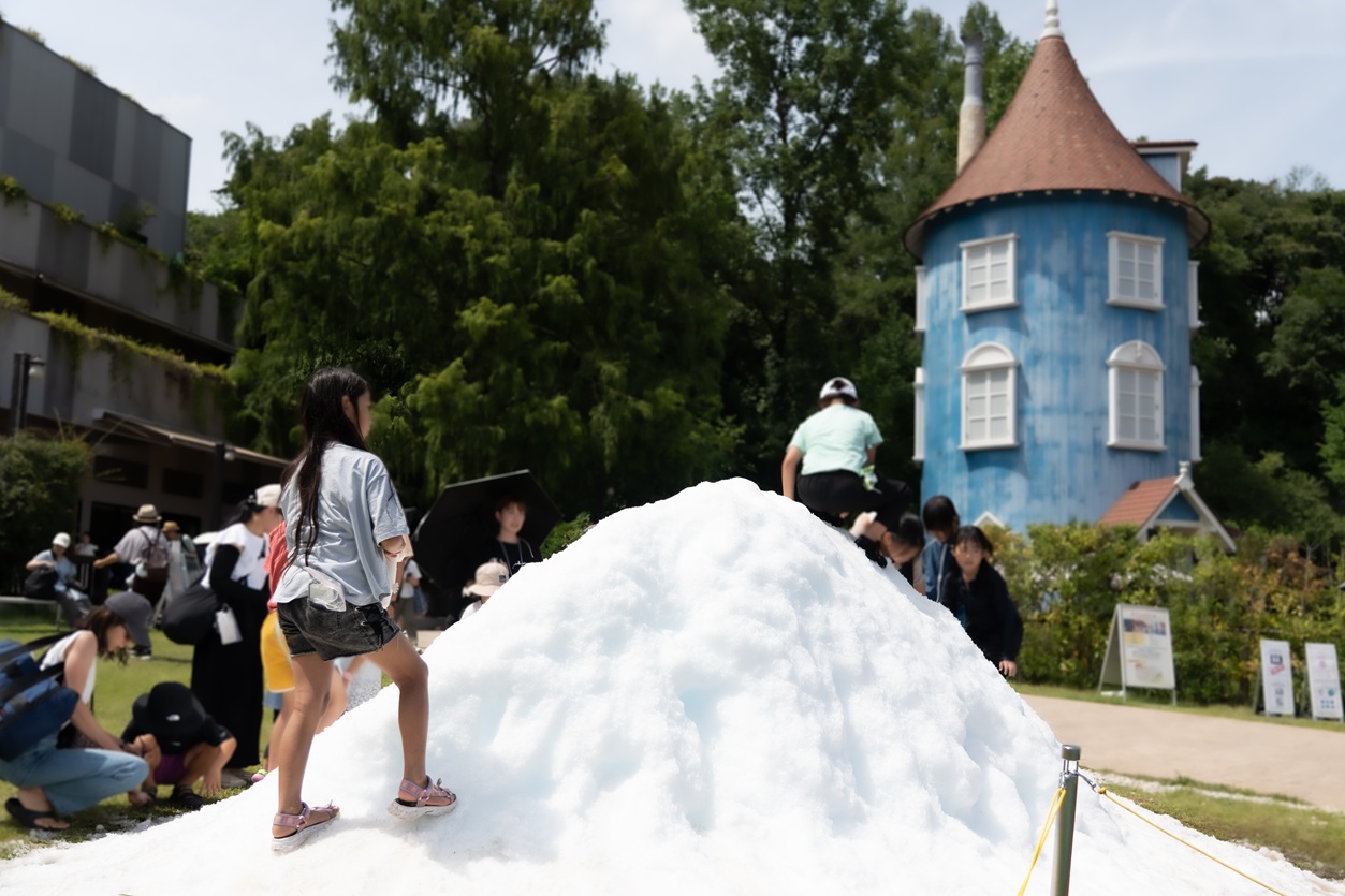 真夏の雪あそびエリア