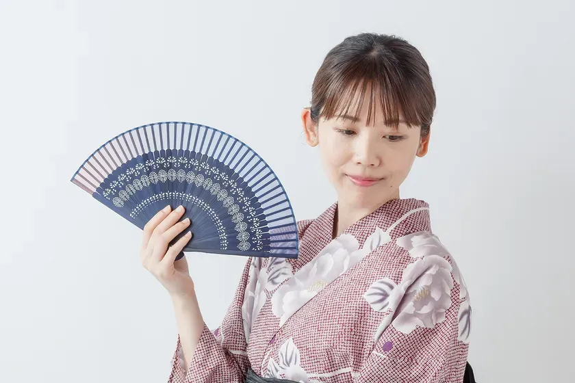 鮮やかなブルーの花火刺繍エコバッグ